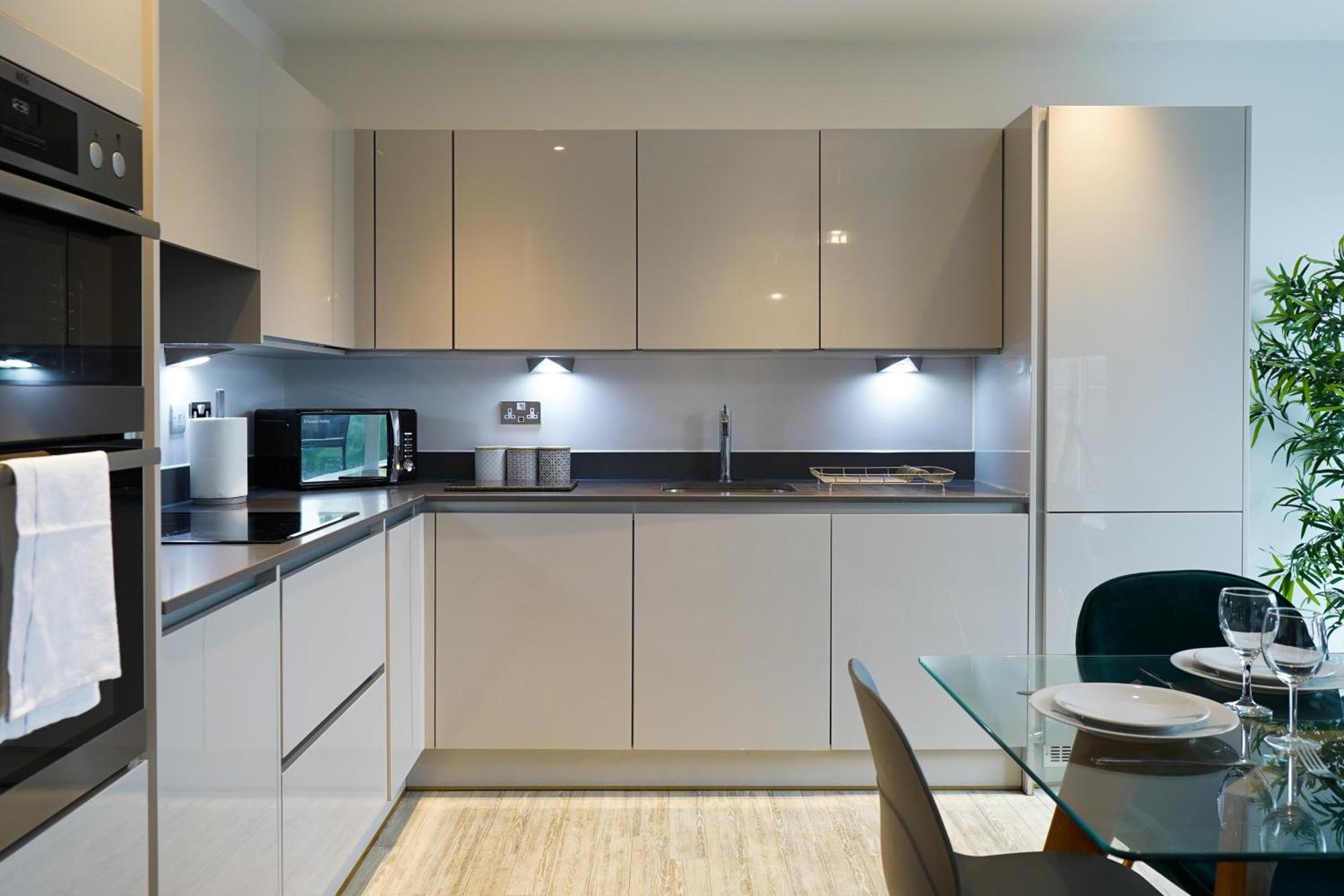 Appartement Serenity By The Water: 3 Bed 3 Bath West - Parking